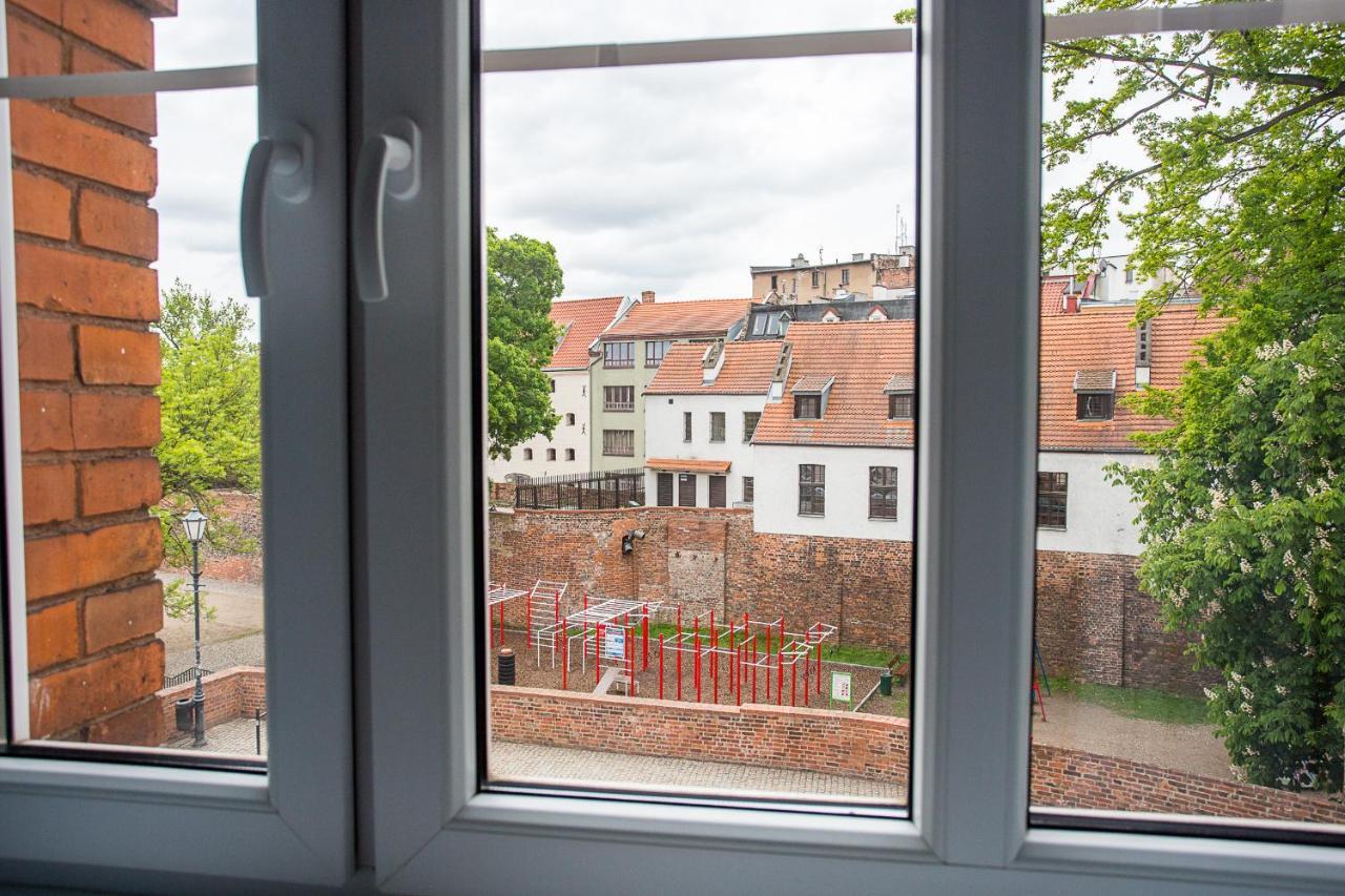 Three Single Beds Appartement Stary Toruń Buitenkant foto